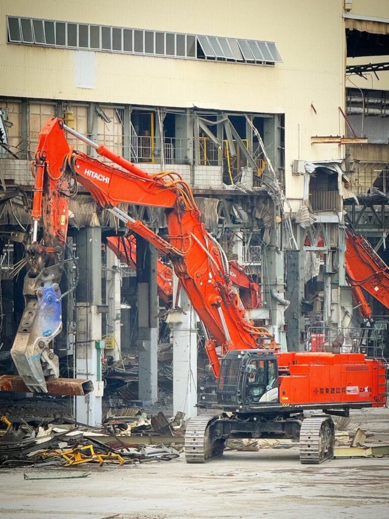 Demolition contractors Glasgow, Dundee, Aberdeen, Perth, East Kilbride, Cumbernauld, Inverness, Kilmarnock & Edinburgh, - demolition companies Scotland